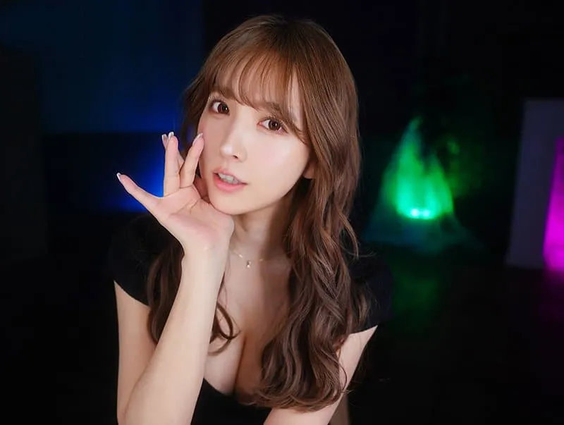 Yua mikami và những chuyện gợi cảm gạ nắc nhẹ nhàng